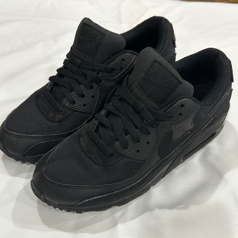 Nike Air Max Black Sneakers